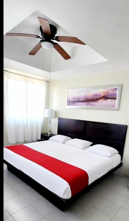 Roof Top Hotel Сілітла Екстер'єр фото
